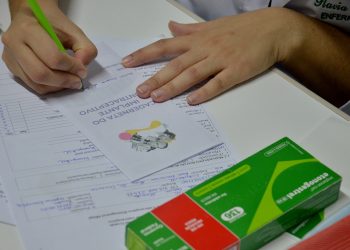 Secretaria Municipal de Saúde amplia acesso ao implante contraceptivo subdérmico para mulheres em situação de rua em Campina Grande