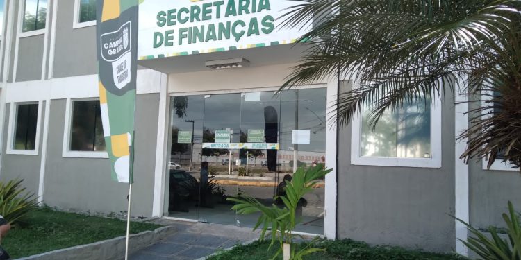 Prefeitura de Campina Grande orienta contribuintes sobre adesão ao Refis 2026, que oferece descontos de até 100% em juros e multa