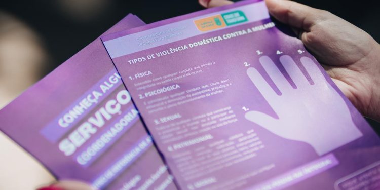 Prefeitura de Campina Grande promove ações de conscientização no mês Agosto Lilás para combater à violência contra a mulher