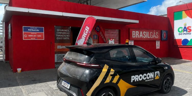Pesquisa mensal do Procon-CG aponta economia de até R$ 25 no preço do gás de cozinha