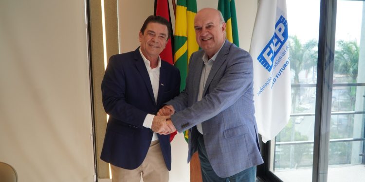 Presidente da FIEPB e da Nordeste Forte e diretor da ANTT discutem melhorias em corredores rodoviários para escoamento da produção industrial