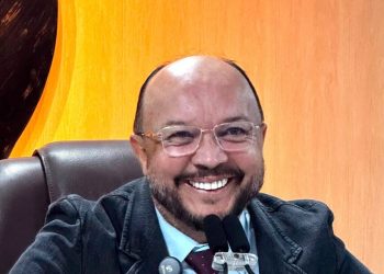 Presidente da Câmara, Saulo Germano, parabeniza profissionais da educação pelos resultados do IDEB  em Campina Grande