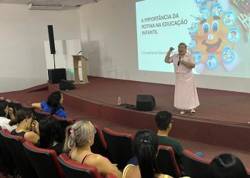 Em Sumé: Formação destaca a importância da rotina e do lúdico na Educação Infantil