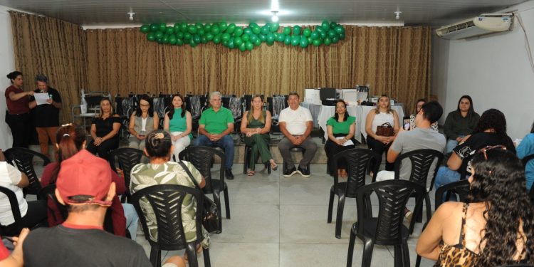 Em Dia Nacional de Luta da Pessoa com Deficiência Secretaria de Saúde de Monteiro realiza entrega de equipamentos