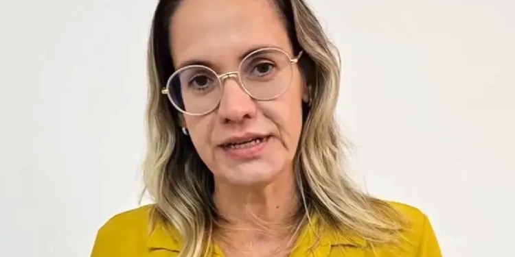 Impedida pelo TRE-PB, Janine Lucena desiste e irmão assume 1ª suplência de Veneziano Vital