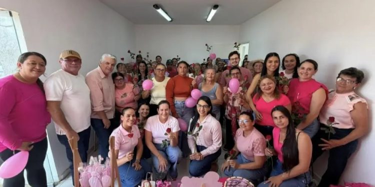 OUTUBRO ROSA: Prefeita Ana Paula reforça compromisso com a saúde da mulher durante ação especial na zona rural de Monteiro OUTUBRO ROSA: Prefeita Ana Paula reforça compromisso com a saúde da mulher durante ação especial na zona rural de Monteiro