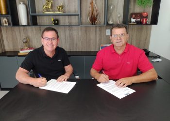 Vice-prefeito de Sumé, Dr. Francisco Braz, renuncia ao cargo e mantém apoio político ao prefeito Manezinho Lourenço