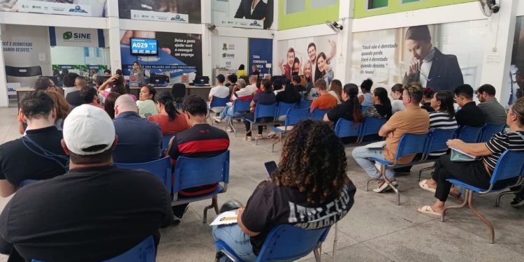 Cadastro do Sine Municipal oferece 945 vagas de emprego para empresas de Campina Grande